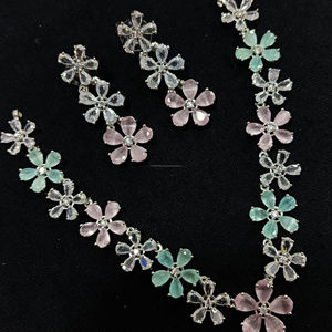 Ensemble de bijoux de mariée en diamant américain classique Collier et boucles d'oreilles en deux pièces pour mariage Style classique à la mode - Product Image 1