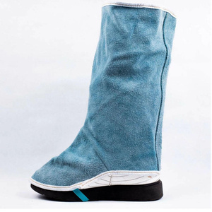 Chaussures de soudeur longues en cuir de vachette pleine fleur de haute qualité, imperméables, résistantes à la chaleur (1000°C), anti-coupure, pour la sécurité au travail et la protection contre les incendies - Product Image 4