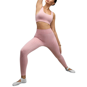 Ensemble de yoga durable pour femmes, soutien-gorge de sport sans couture et leggings, vêtements de sport respirants pour la salle de sport, vêtements de sport actifs - Product Image 1