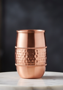 Vente en gros : Gobelet en cuivre massif martelé à bords, verre à boire, récipient à eau en métal, articles de bar - Product Image 3