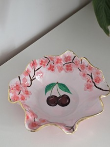 Bol en résine de luxe fait main, design unique personnalisable, décoration élégante pour la maison, solutions de rangement fonctionnelles, finition polie - Product Image 6