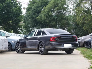 Auto de Lujo Híbrido S90 2024, Recargable, Asientos de Cuero, Volante a la Izquierda, Cámara Trasera, Faros de Xenón, Pantalla Táctil, Turbo Automático - Product Image 6