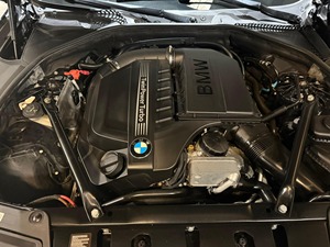 2016 B-M-W 535-i x-D-r-i-v-e - Product Image 6
