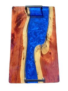 Bandeja de servicio de resina decorativa para restaurante de alta venta con madera de acacia disponible a precios al por mayor con mango de metal - Product Image 5