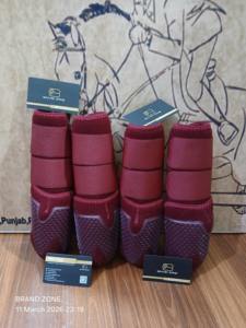 BRAND ZONE - Juego de Protectores de Tendones de Neopreno para Caballos, Producto para el Cuidado Equino, Juego de Cuatro, Dos Delanteros y Dos Traseros - Product Image 5