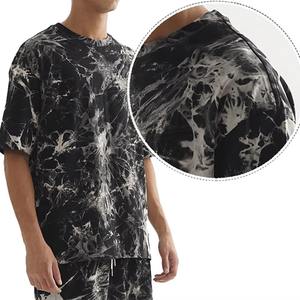 Conjunto de Camiseta y Pantalones Cortos Unisex con Lavado Ácido, Corte Regular, 100% Algodón, 220 GSM, Alta Calidad, Transpirable, Logotipo Personalizado, Ropa Urbana - Product Image 3