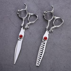 Ciseaux de coiffure 6'' en acier inoxydable JP, ensemble de ciseaux de barbier professionnels pour la coupe de cheveux, avec sac inclus - Product Image 5