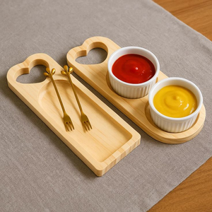 Plateau en bois sur mesure |   Plateau de service en bois massif naturel pour la présentation des aliments, vaisselle de restaurant et d'hôtel - Product Image 1