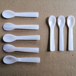 Diseño de concha de bambú, tamaño personalizable ecológico y logotipo, uso en la cocina, cuchara para servir - Product Image 2