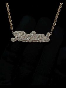 Colgante Personalizado con Nombre en Letra Cursiva, Corte Brillante Redondo, Oro de 14K, Diamante Cultivado en Laboratorio, Joyería Hip Hop, Certificado IGI, Unisex - Product Image 3