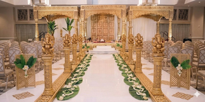 รัศมีรามมณฑลราชมัณฑลสำหรับห้องจัดเลี้ยงขนาดใหญ่ในสหรัฐอเมริกา งานแต่งงานแบบอินเดียที่มีสไตล์ รัศมีรามมณฑลแบบดั้งเดิม รัศมีรามมณฑลทรงสี่เหลี่ยมสีทองมงคลในสหรัฐอเมริกา - Product Image 3