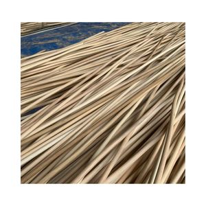 Vente en gros de rotin naturel beige de 7 à 40 mm pour meubles en osier, chaises, paniers, plateaux, abat-jour et accessoires de décoration faits à la main - Product Image 1