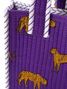 Bolso Tote Acolchado Floral Morado de Veer Handicrafts con Asas a Rayas, Estilo Bohemio, Aislado, para Compras, Uso Diario y Viajes, Material de Algodón - Product Image 4