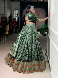 Lehenga Choli Semisellado Hecho a Mano de Alta Demanda para Bodas, Festivales y Fiestas, Disponible al Mejor Precio - Product Image 6