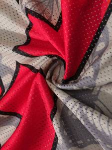 Camiseta de fútbol americano personalizada con pedrería, estilo vintage, cuello en V, estilo urbano, con número gráfico, proveedor mayorista de fábrica de EE. UU. - Product Image 2