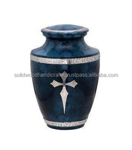 Urnes funéraires décoratives en laiton faites à la main pour hommes et femmes, urnes funéraires de haute qualité - Product Image 4