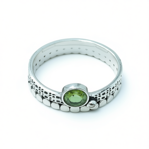 4.1 Grams Fine <b>Peridot</b> <b>Ring</b> - Product Image 2