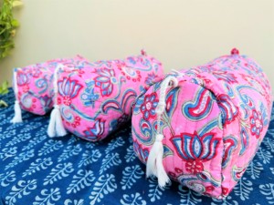 Trousse de Toilette Matelassée en Coton Pur Fait Main Indien, Pochette à Maquillage Lavable, Ensemble de 3 Trousse de Toilette, Trousse de Rasage Imprimée au Bloc Imperméable - Product Image 2