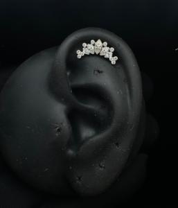 Pendientes de tuerca con racimo de diamantes marquise radiantes en oro de 14 quilates con diamantes cultivados en laboratorio - Product Image 3