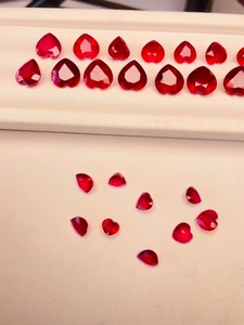 Rubis naturels taille cœur, traités thermiquement, qualité AAA, rouge, certifiés IGI, taille 5-10 mm, prix abordable pour la fabrication de bijoux - Product Image 5
