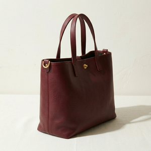 Sac fourre-tout en cuir de qualité supérieure pour femmes, style minimaliste, élégant, fournisseur OEM avec logo personnalisé - Product Image 4