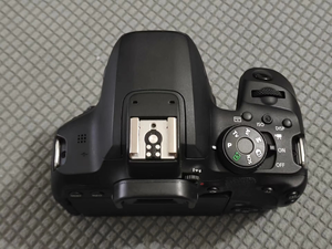 Stock Used for EOS 850D DSLR Camera with 18-135 Lens 24.1MP 4K Video Image Stabilization - Product Image 3