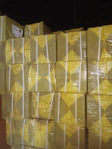 Venta al por mayor 100% turba de coco 5kg bloques venta a granel fibra de coco para la Agricultura mezclada con chips de cáscara disponibles - Product Image 4