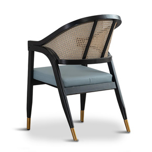 Chaise de salle à manger en teck de qualité supérieure, chaise en bois massif fabriquée à la main pour la maison, le restaurant, l'hôtel, le café, fabricant de meubles en Indonésie - Product Image 2