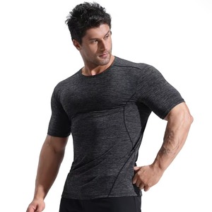 Fabricant de vêtements de sport personnalisés, t-shirt de compression athlétique, tissu respirant en polyester et élasthanne, OEM ODM, marque privée, faible MOQ - Product Image 4