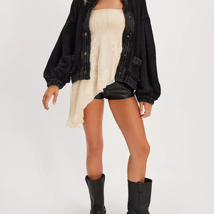 Cardigan en tricot pour femme, manches longues, boutons sur le devant, poches, manches bouffantes, décontracté, noir uni, automne, cardigan à l'envers - Product Image 4