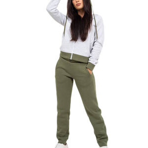 Chándal con Capucha para Mujer, Color Verde Oliva, 100% Algodón Transpirable, Cierre de Cremallera, Manga Larga, Estilo Casual para Otoño - Product Image 1