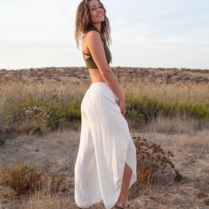 Pantalon tulipe en rayonne avec taille à lacets, coupe drapée à jambe large, style bohème confortable, tenue décontractée pour femme, fournisseur en gros - Product Image 1