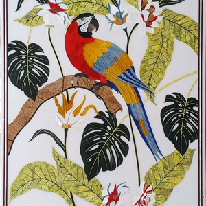 Panneau mural décoratif de luxe en marbre poli avec incrustation de motif Ara tropical |   Pietra Dura faite à la main, écologique, en pierres semi-précieuses - Product Image 3
