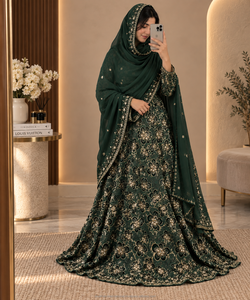 Conjunto Completo de Dirac Fransawi Negro de Lujo con Cuentas y Bordado Floral Dorado para Bodas Somalíes - Product Image 4