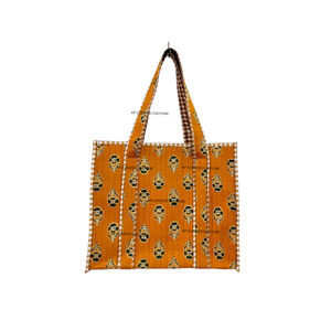 Bolso Tote Abierto de Estilo Bohemio con Estampado a Mano, Ecológico, Diseño de Doble Asa, Colorido, Floral, de Algodón Acolchado, Reutilizable y Lavable - Product Image 3