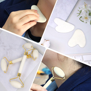 Set de Gua Sha 2025: Rodillo Facial de <span class=keywords><strong>Jade</strong></span> Blanco con Marco Dorado y Gua Sha en Forma de Corazón, Productos de Spa para el Bienestar y <span class=keywords><strong>Beneficios</strong></span> para la Piel - Product Image 3