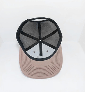 Casquette Trucker Personnalisable à 6 Panneaux Brodés Bicolore en Maille Respirante – Idéale pour l'Extérieur – Fabrication Vietnamienne - Product Image 3