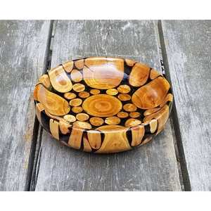 Bol en bois naturel et résine, artisanat écologique en bambou et en bois pour servir des collations et des fruits secs - Product Image 1