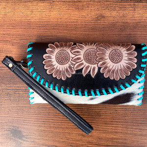 Cartera de cuero RFID de lujo hecha a mano con estampado floral de piel de vaca occidental para mujer, soporte para tarjetas de crédito y artículos esenciales diarios - Product Image 2