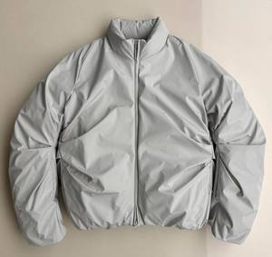 Nouvelle Collection 2026 : Doudoune Courte Femme Hiver avec Col Montant, 90% Duvet de Canard, Doublure en Nylon - Product Image 1