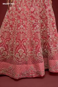 Conjunto de Lehenga-Choli Rosa Semisellado con Bordado de Zari-Badla-Glitter Dori y Red Suave de Alta Calidad, Venta al por Mayor - Product Image 5