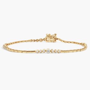 สร้อยข้อมือทองคำ 14K สีเหลือง ประดับเพชรทรงกลมเพาะเลี้ยงในห้องปฏิบัติการ พร้อมสายปรับขนาดได้ - Product Image 1