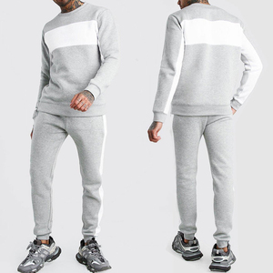 Conjunto Deportivo de Hombre de Alta Calidad en Algodón, Pantalones y Sudadera con Capucha, Cuello Redondo, para Invierno, con Pedrería - Product Image 4
