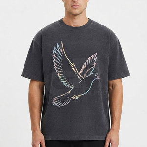 Camiseta minimalista con estampado reflectante para hombre, camiseta de algodón con cuello redondo, tela suave, ropa informal de calle, moda ligera, esencial para el día a día - Product Image 3