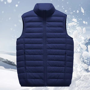 เสื้อกั๊กผู้ชายแบบไม่มีแขน ปักลาย กันน้ำ ดีไซน์เนอร์  เสื้อกั๊กขนเป็ดสีดำสำหรับฤดูหนาว - Product Image 1