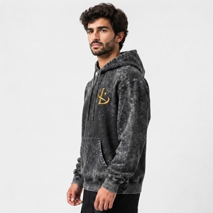 เสื้อฮู้ดดี้ผู้ชายสไตล์ Urban Outdoor ปี 2026 ลวดลายฟอกสี ทรงพอดีตัว วัสดุทนทาน ดีไซน์ทันสมัย แบบสั่งทำพิเศษ - Product Image 3