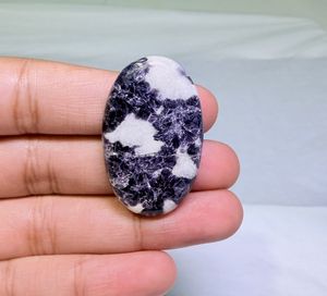 Lepidolita natural de alta calidad en cabujón, formas mixtas, venta al por mayor, piedras preciosas sueltas para la fabricación de pendientes, colgantes y anillos de plata hechos a mano. - Product Image 2