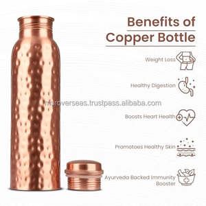 Botella de agua de cobre ecológica Diseño artesanal premium Calidad duradera de Crescent Craft - Product Image 1