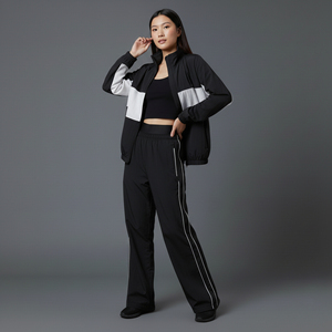 Survêtement femme 2 tons, logo imprimé sur mesure OEM/ODM, 100% nylon, style streetwear ample, ensemble 2 pièces hip hop pour femmes. - Product Image 4