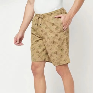Short de bain pour homme en tissu brossé doux, coupe confortable, taille élastique avec cordon de serrage, impression personnalisée sur toute la surface - Product Image 2